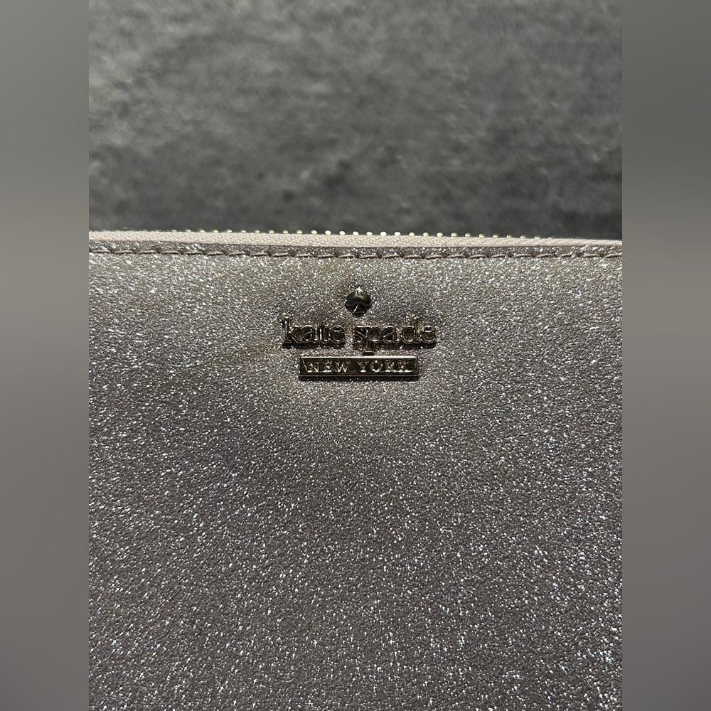 Kate Spade Joeley Large Silver Glitter Continental Wallet - Picture 4 of 12
